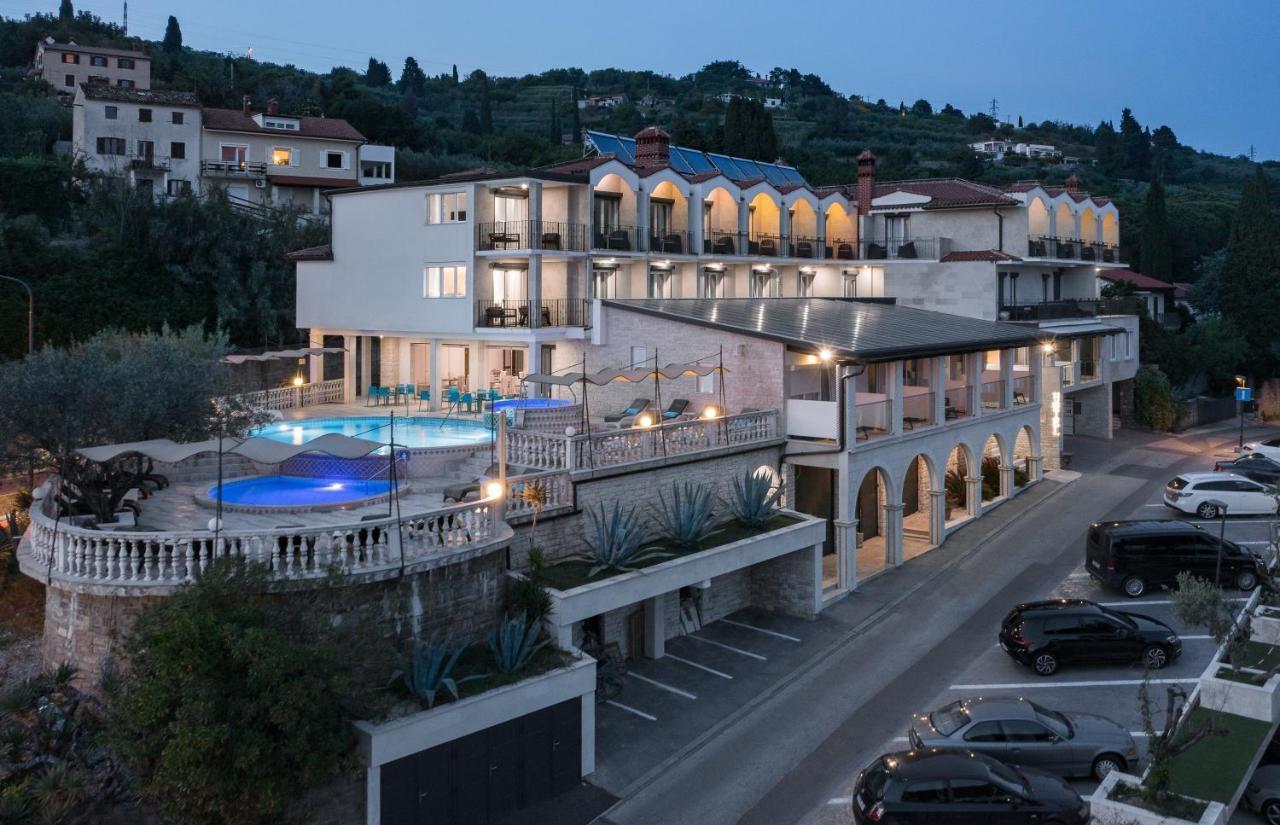 Hotel Tomi Portoroz Exterior photo